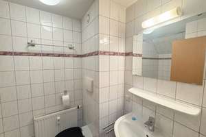 Vermietete ETW im Dachgeschoss - Maisonette - Pantryküche - Bad mit Dusche - ruhige Lage – Kösner Straße 5, 4177 Lindenau, Leipzig – Vorschaubild 3