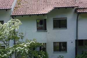 Natur pur! Reihenmittelhaus in ruhiger und grüner Siedlungslage am Ortsrand von Landshut/Kumhausen! – Landshut (Kreis) – Vorschaubild 2