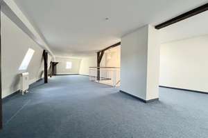 Freie tolle Familienwohnung im Dachgeschoss über 2 Etagen in begehrter Lage von Dresden-Striesen – Die vollständige Adresse der Immobilie erhältst du vom Anbieter., 1277 Blasewitz (Stadtteil), Dresden – Vorschaubild 3