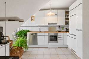 Gepflegte, frei werdende 3-Zimmer-Dachgeschosswohnung mit Privatgarten & Carport in Berlin-Karow – Florastr. 6, 13125 Karow, Berlin – Vorschaubild 19