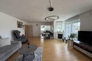 +++PLATZ ZUM LEBEN – 4-ZIMMER-WOHNUNG MIT BALKON UND TIEFGARAGE | IN-KOTHAU+++ – Die vollständige Adresse der Immobilie erhältst du vom Anbieter., 85053 Südost, Ingolstadt – Vorschaubild 3