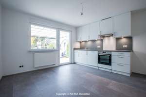 Vollständig renovierte  3-Zimmer-EG-Wohnung mit großer Terrasse, Balkon, Einbauküche u Tageslichtbad – Die vollständige Adresse der Immobilie erhältst du vom Anbieter., 76228 Hohenwettersbach, Karlsruhe – Vorschaubild 6