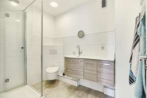 Penthouse-Charakter mit Weitblick und Stellplatz optional – Die vollständige Adresse der Immobilie erhältst du vom Anbieter., 42283 Barmen, Wuppertal – Vorschaubild 9