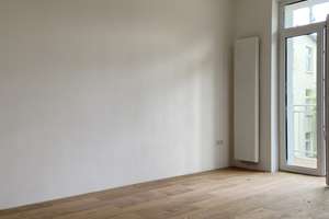 Exklusiv: Frisch kernsanierte 5-Zimmer-Wohnung mit Balkon & moderner Einbauküche – Giesebrechtstr. 3, 45144 Frohnhausen, Essen – Vorschaubild 3