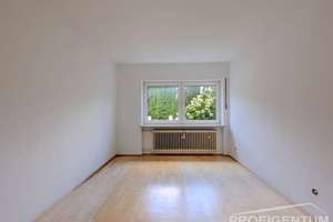 Bogenhausen: Erdgeschosswohnung mit Terrasse, Gartenzugang & großem Entwicklungspotenzial – Jacobistraße 6, 81927 Englschalking, München – Vorschaubild 8