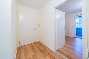 Modern sanierte 2-RW* 1.OG* EBK* zwei Balkone* Bad mit Wanne* Aufzug* TG-SP* barrierefrei* zentral* – Schandauer Straße 23d, 1309 Striesen-West, Dresden – Vorschaubild 16