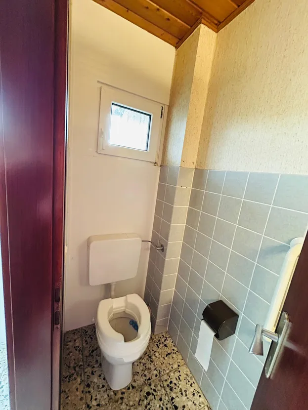 Idyllisch wohnen... Ihr Bungalow in grüner Ruhelage von Salzgitter- Bad – Gäste-WC