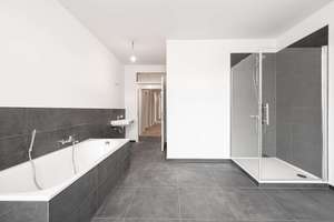 Denkmalgeschützes Ensemble in Weißensee - freie 4-Zimmerwohnung – Caseler Straße 2, 13088 Weißensee, Berlin – Vorschaubild 7
