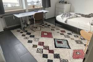 Untermiete: Helle 2-Zimmer Wohnung am Rathausplatz – Die vollständige Adresse der Immobilie erhältst du vom Anbieter., 86150 Innenstadt. St. Ulrich-Dom, Augsburg – Vorschaubild 4