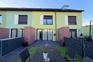 Neuwertiges Reihenmittelhaus mit Energieeffizienzklasse A – Die vollständige Adresse der Immobilie erhältst du vom Anbieter., 73079 Süßen – Vorschaubild 3