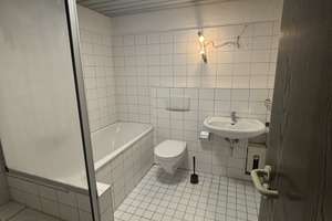 TOP: 3,5-Raum-Wohnung mit riesiger Terrasse und Gäste-WC auf ca. 82 m² zu vermieten – Saarstraße 4, 46045 Altstadt-Mitte, Oberhausen – Vorschaubild 10