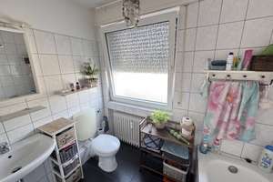 Schöne und und großzügig geschnittene 3-Zimmer-Wohnung mit großem *Balkon* – Wolfsbankring 48, 45355 Bochold, Essen – Vorschaubild 8