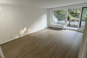 2-Zimmer-Wohnung mit großer Loggia und Parkblick in Hannover-Döhren – Die vollständige Adresse der Immobilie erhältst du vom Anbieter., 30519 Döhren, Hannover – Vorschaubild 3