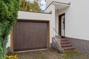 Mit 3D: Gepflegtes Zweifamilienhaus mit parkähnlichem Gartenparadies – Modernisieren, Einziehen & Wo – Die vollständige Adresse der Immobilie erhältst du vom Anbieter., 51107 Rath/Heumar, Köln – Vorschaubild 3