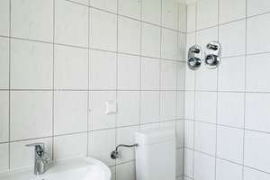 Helle 2,5-Zimmer-Wohnung mit Balkon in ruhiger Berliner Lage - WE25 – Fahrenheitstraße 28, 12207 Lichterfelde, Berlin – Vorschaubild 8