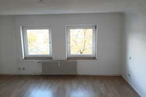  3-Zimmer-Dachgeschosswohnung im Hellwinkel, Reislinger Str.rg – Die vollständige Adresse der Immobilie erhältst du vom Anbieter., 38446 Hellwinkel, Wolfsburg – Vorschaubild 3
