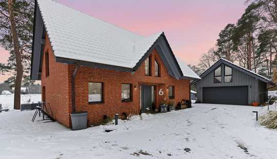 Bild von Modernes Einfamilienhaus mit großem Grundstück in Gifhorn OT Winkel