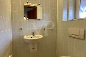 Raumwunder: Reihenmittelhaus im Split-Level mit Teilkeller in familiärem Wohnumfeld zu verkaufen! – Die vollständige Adresse der Immobilie erhältst du vom Anbieter., 30880 Laatzen – Vorschaubild 4