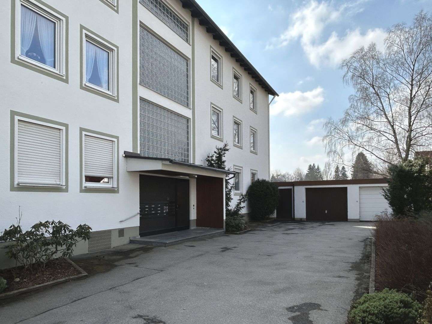 Großzügige 4-Zimmer-Wohnung mit Einzelgarage in ruhiger Wohnlage in Bad Wörishofen, Unterallgäu Kreis – Bild 2