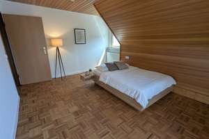 Charmante 4-5 Zimmer-DG-Whg mit Holzfußboden, Wohnküche – Im Geiger 75, 70374 Im Geiger, Stuttgart – Vorschaubild 2