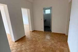 Helle 3 Zi.-Whg., großer Balkon, TGL-Bad, G-WC, in begrünter Lage – Solmsstrasse 12, 65189 Südost, Wiesbaden – Vorschaubild 12