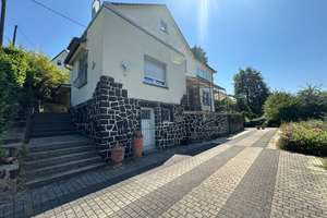 Großzügiges Wohnen mit Stil und modernem Komfort – Die vollständige Adresse der Immobilie erhältst du vom Anbieter., 65207 Medenbach, Wiesbaden – Vorschaubild 2