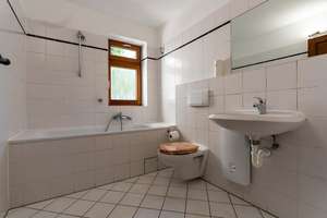Eine Wohnung, die sich anfühlt wie ein ganzes Haus – Die vollständige Adresse der Immobilie erhältst du vom Anbieter., 47804 Kempener Feld/Baackeshof, Krefeld – Vorschaubild 15