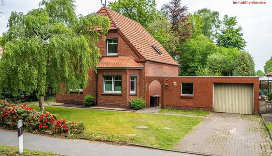 Bild von Fehnhaus mit großem Garten in Ortsrandlage von Augustfehn