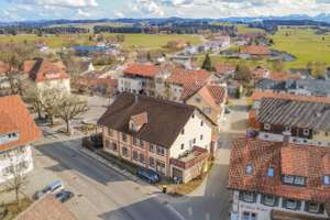 Großzügiges Zweifamilienhaus mit Entwicklungspotenzial im Allgäu – Die vollständige Adresse der Immobilie erhältst du vom Anbieter., 88260 Argenbühl – Vorschaubild 5