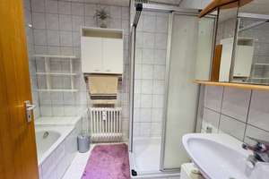 Modernisierte 4-Zimmer-Wohnung mit Balkon in begehrter Lage von Augsburg-Lechhausen – Die vollständige Adresse der Immobilie erhältst du vom Anbieter., 86167 Lechhausen-Ost, Augsburg – Vorschaubild 7