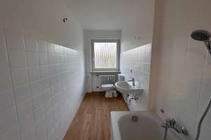 Moderne 4-Zimmer-Wohnung mit Balkon in Nürnberg – Herzogstandstraße 22, 90471 Langwasser Nordwest, Nürnberg – Vorschaubild 7