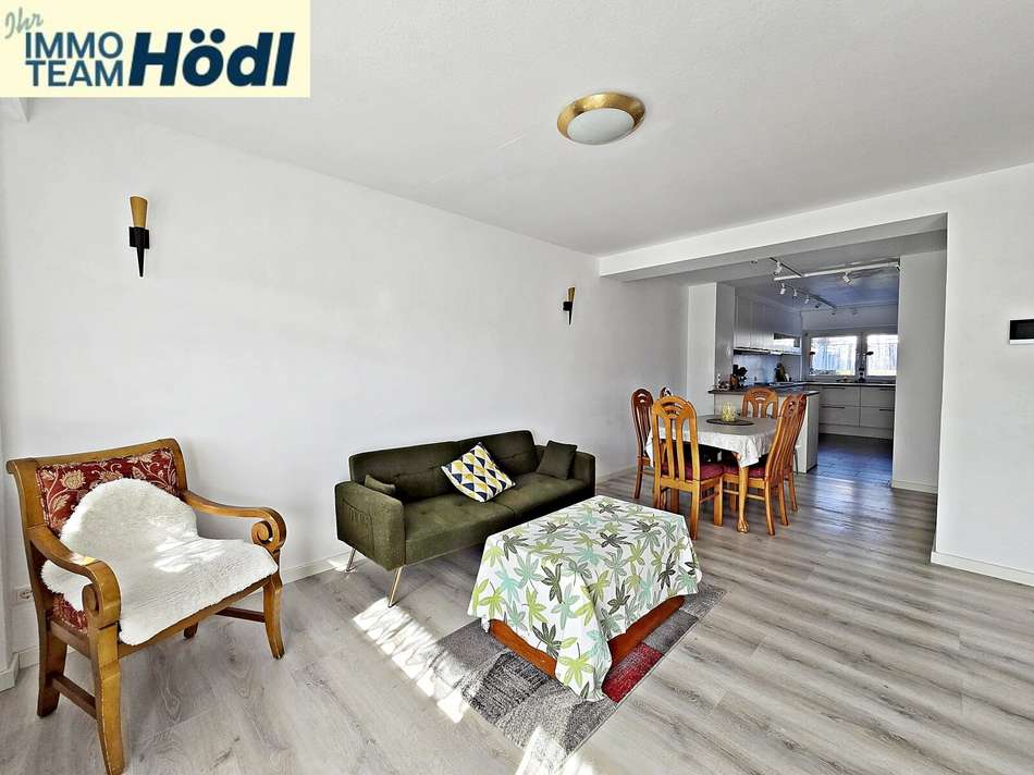 Wohn-Essbereich mit offener Kü