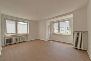 Schöne 3-Zimmerwohnung mit Balkon im Herzen von Duisburg - 360°