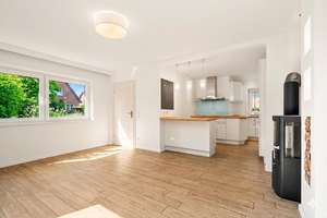 Gemütlich und Modernisiert - Doppelhaushälfte mit Gästehaus, Terrasse, Garten & Garagenstellplatz – Die vollständige Adresse der Immobilie erhältst du vom Anbieter., 22117 Billstedt, Hamburg – Vorschaubild 6