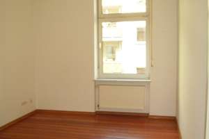 Hochwertige Altbau-Wohnung in Wiesbaden City (provisionsfrei) – Die vollständige Adresse der Immobilie erhältst du vom Anbieter., 65183 Westend / Bleichstraße, Wiesbaden – Vorschaubild 4