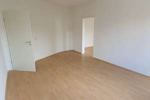 Helle, ruhig gelegene 2 Zi-Whg. KEIN Balkon, mit Wohnküche, 3 min. zur U75 – Ellerkirchstraße 24, 40229 Eller, Düsseldorf – Vorschaubild 3