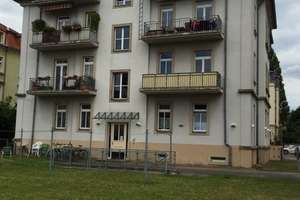 Besichtigung: Schöner Altbau - EBK, gr. Südbalkon, TG-Platz, Badewanne, Keller, Gartenbenutzung – Dornblüthstraße 22, 1277 Striesen-Ost, Dresden – Vorschaubild 7