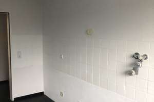 Wohnen mit Charakter: 3-Zimmer-Wohnung in Karlsruhe-Daxlanden – Rheinhafenstr. 86, 76189 Daxlanden, Karlsruhe – Vorschaubild 4