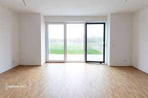 5 -ZIMMER- TRAUMHAUS - Neubau 2021 in Plaußig-Portitz, Garten, 2 SP, FBH - ab 2026 frei – Feuchtwangerstr. 17, 4349 Plaußig-Portitz, Leipzig – Vorschaubild 1