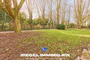 Sie hier? Wir auch! Ebenerdiges Wohnen mit Hausgefühl,  Wintergarten, 2 Bäder und  TG-Stellpl.