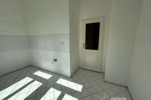 2-Zimmerwohnung mit Balkon in schöner Lage! frei werdend! – Marienberger Straße 86, 1279 Tolkewitz/Seidnitz-Nord, Dresden – Vorschaubild 5