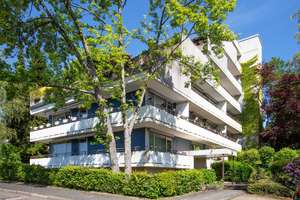 NEU: 3-Zimmer-Penthouse-Wohnung mit ca. 60 m² großer Dachterrasse und Einzelgarage