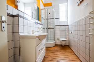 Property thumbnail 9