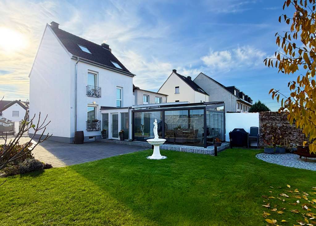 🏡 Modern. Zentral. Familienstark. Ihr 4-Zimmer-Einfamilienhaus mit Garten & Terrasse in Troisdorf