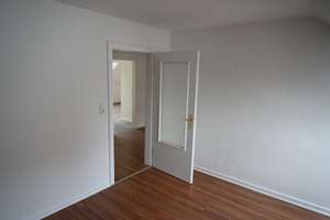 Attraktive, frisch sanierte und helle 3-Zimmer DG Wohnung (4. OG) im unteren Gründerzeitviertel – Goethestraße 7, 41061 Eicken, Mönchengladbach – Vorschaubild 8