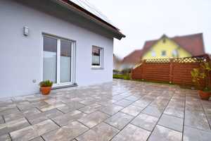 Modernes Einfamilienhaus mit nachhaltiger Energieversorgung in ruhiger Wohnlage in Sulzheim – Schweinfurt (Kreis) – Vorschaubild 3