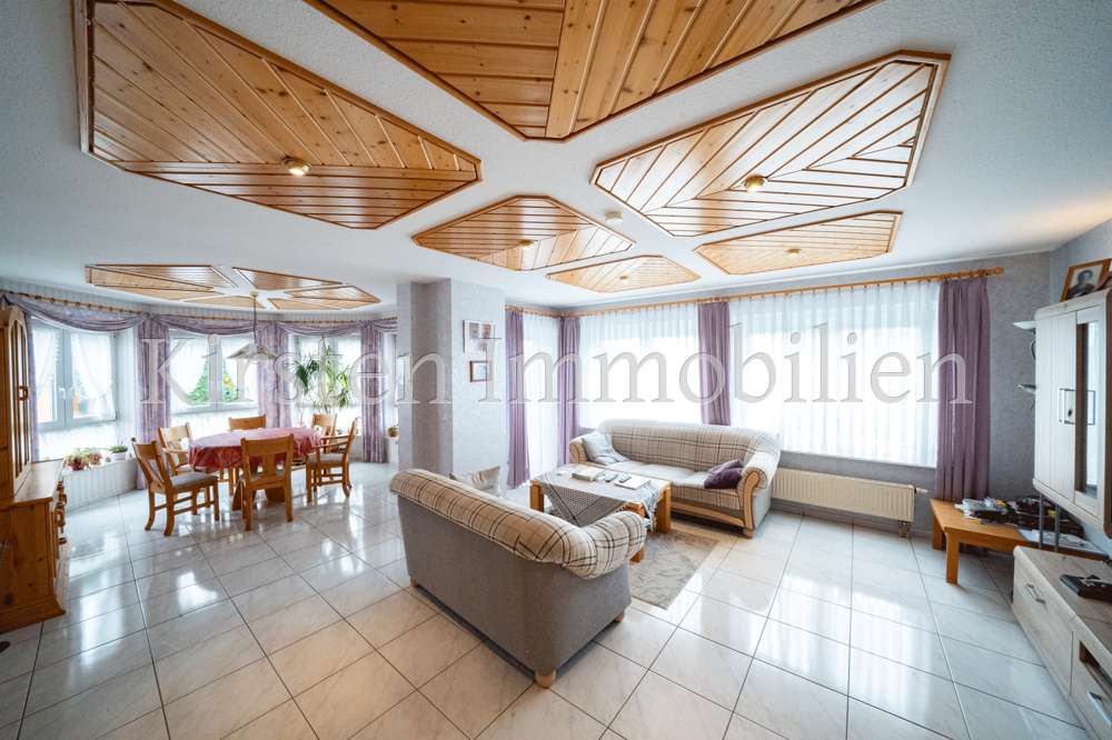 Immobilie in Rosenfeld - Top Lage! Modernes Generationenhaus mit 3 sep. Wohnungen Bj 1993, Doppelgarage! - Bild 8