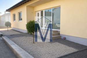 Freistehender Bungalow in ruhiger Lage mit Garage, großer Terrasse und großzügigem Grundstück – Die vollständige Adresse der Immobilie erhältst du vom Anbieter., 68775 Ketsch – Vorschaubild 2