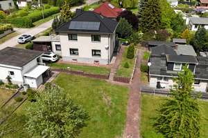 Gepflegte Stadtvilla mit Ferienhaus und Doppelgarage – Plötzenhöhe – Dr.-Wilde-Str 7, 19395 Plau am See – Vorschaubild 1