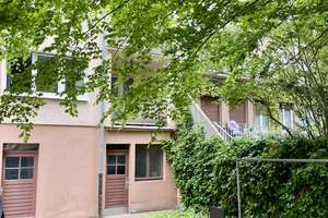 Maklerfrei in Köln-Klettenberg: Charmante Wohnung mit zwei Zimmern und Balkon – Die vollständige Adresse der Immobilie erhältst du vom Anbieter., 50939 Klettenberg, Köln – Vorschaubild 2